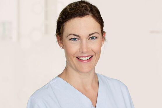 Dr. med. Silke Michna, Gynäkologin am Kinderwunschzentrum an der Oper Dr. med. Silke Michna, Gynäkologin am Kinderwunschzentrum an der Oper